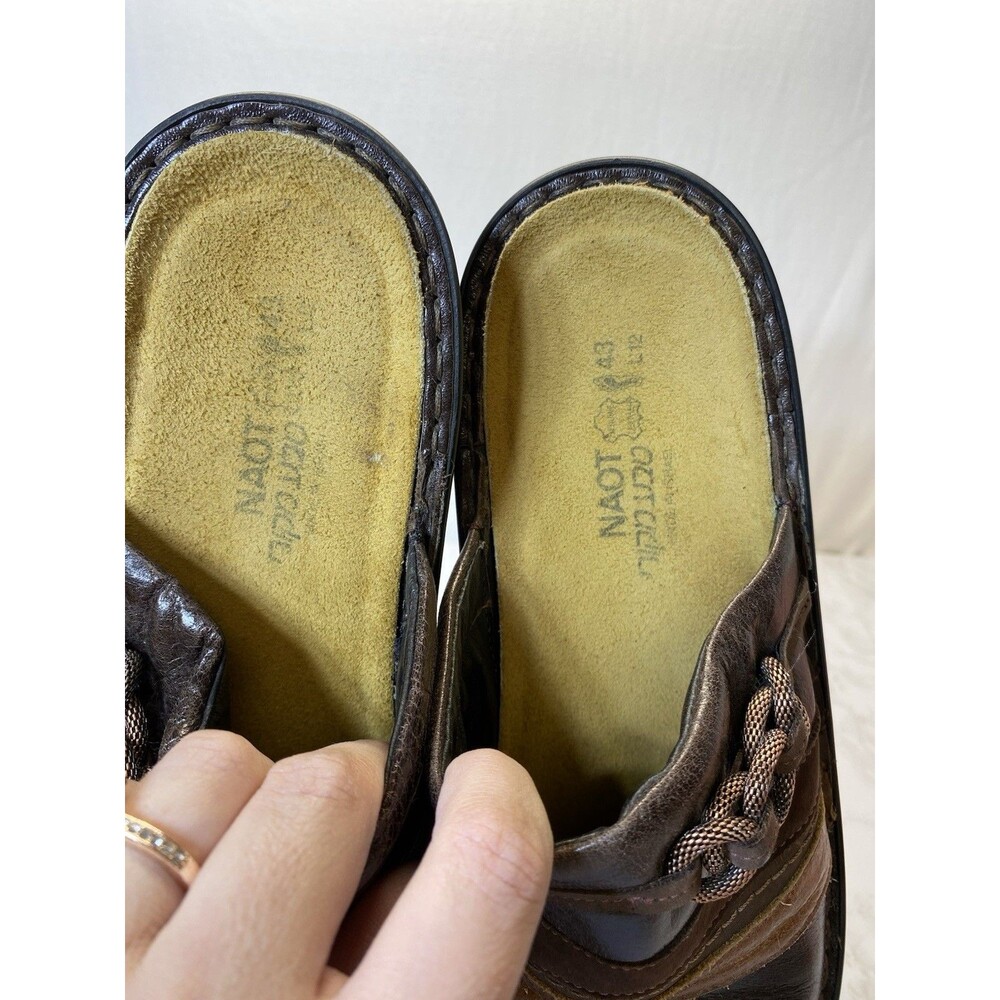 Naot sz 12 Made in Israel Clog 3-Tone Leather & Brass Trim Comfort Shoe - Picture 8 of 8